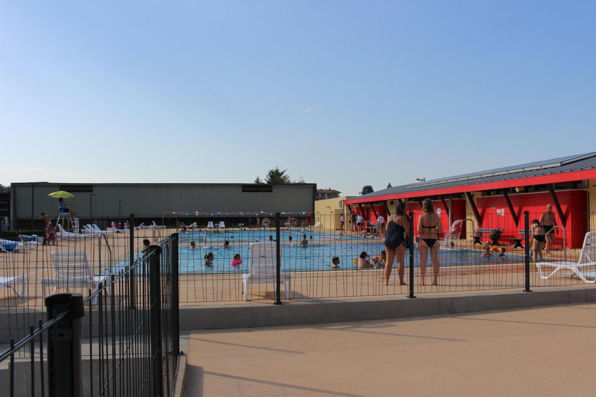 Camping Les Feuilles Chauffailles Exterior foto